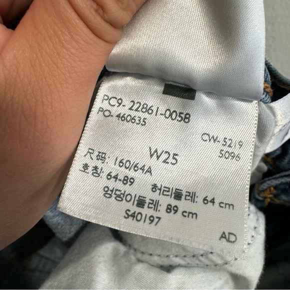 Women’s Levi’s Wedgie Vintage Blue Wash Size 25 - Picture 5 of 12